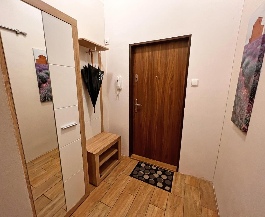 Jurincom Apartments Karlovy Vary Esterno foto